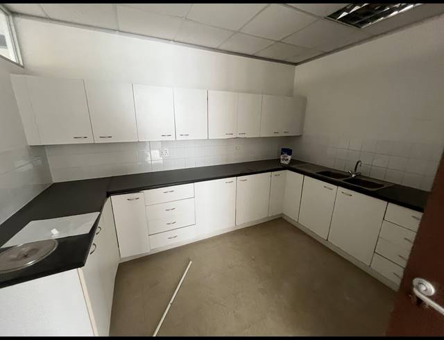163M² OFFICE TO LET IN CAPE TOWN CITY CENTRE